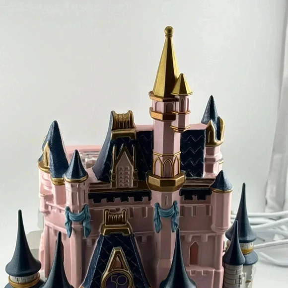 HTF~Scentsy Walt Disney World 50th Anniversary Cinderella Castle Wax Warmer - Picture 8 of 16